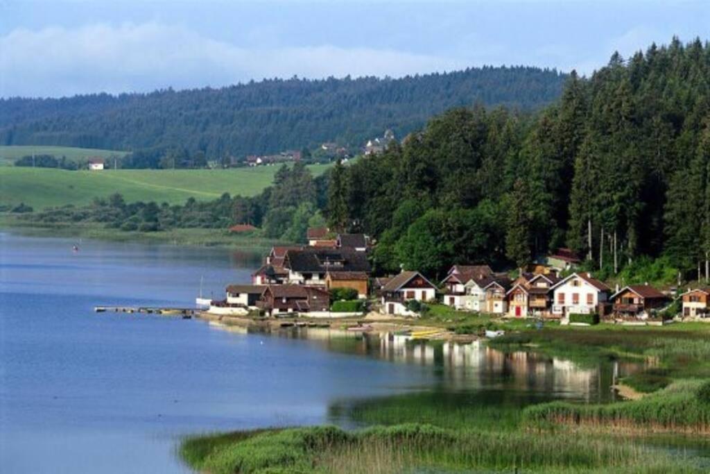 Ancienne Ferme Comtoise 4 Etoiles, 11 Personnes Lac St-Point/Mont D'Or Montperreux Eksteriør billede
